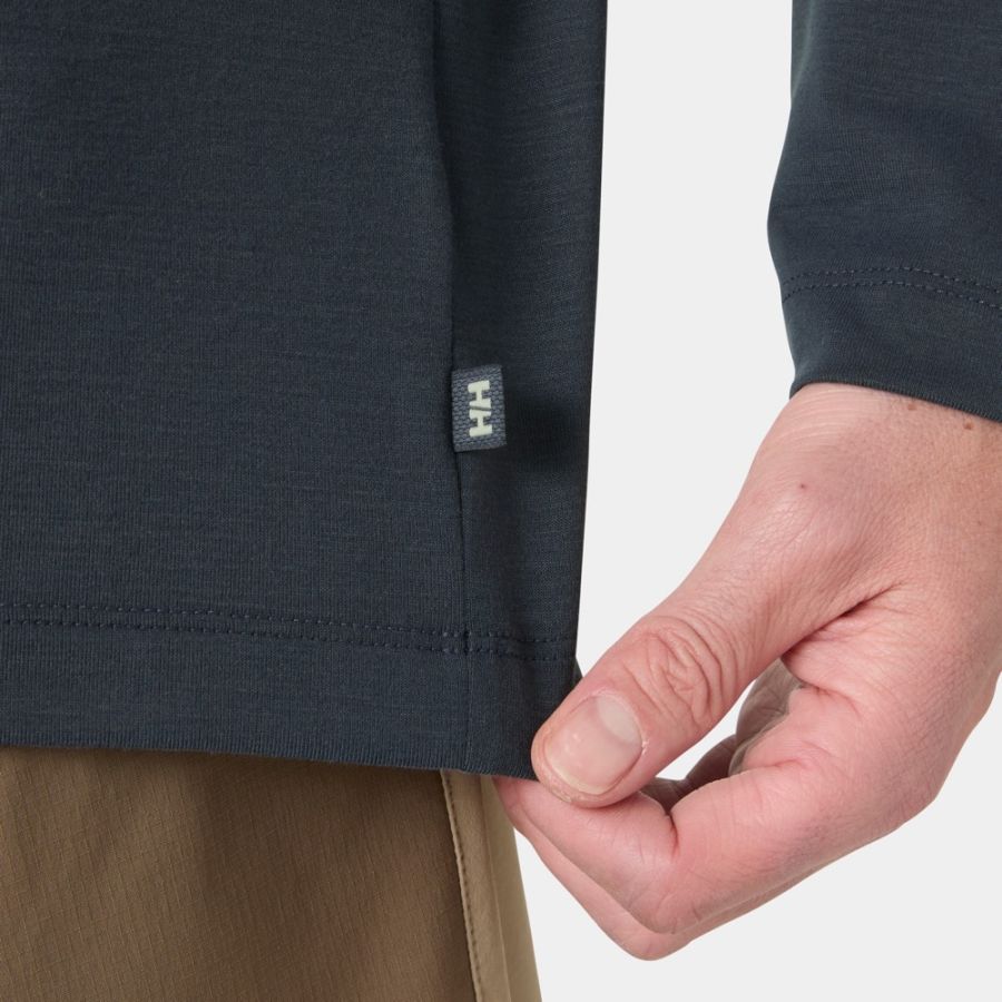 HH SKOG GRAPHIC LS TEE FRO 03